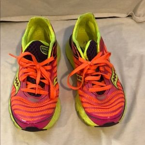 Saucony vibrant athletic shoes